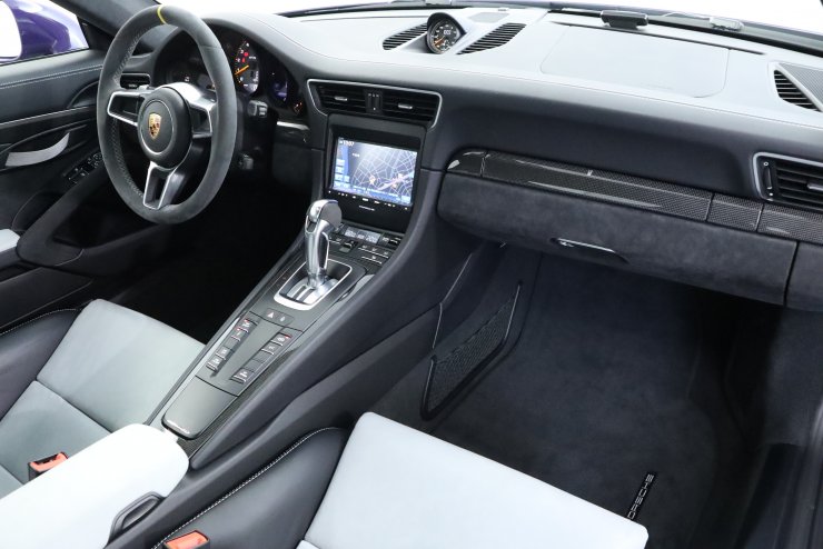 ポルシェ 911(Type991) GT3 RS PDK 正規ディーラー車 フロントリフト