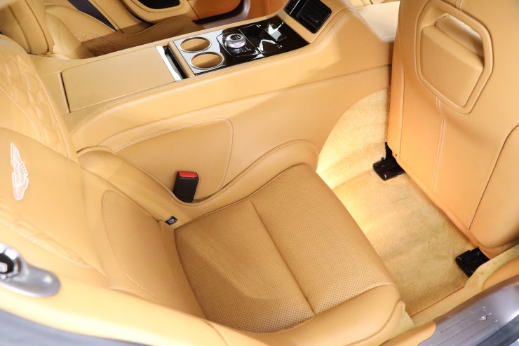 ラピーネ　【商談中】 アストンマーティン ラピード S Shadow Edition TouchtronicⅢ 特別