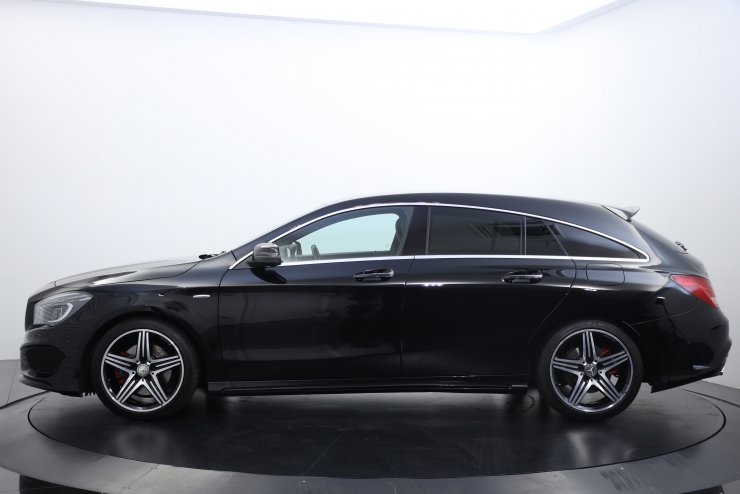 メルセデスベンツ CLAクラス CLA250 Sport Shooting Brake