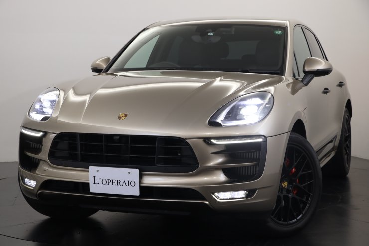 ポルシェ マカン GTS PDK 2018年モデル ワンオーナー Sport-chronoPKG