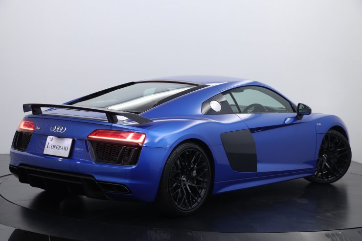 アウディ R8 5.2 FSI V10 Plus Quattro カーボンセラミックブレーキ 