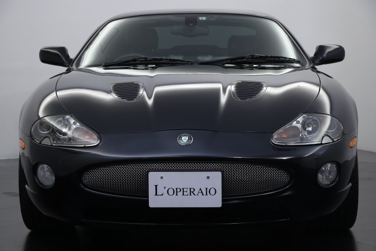 ジャガー XKR Black knight 25台限定 アルミニウムインテリアパック 3