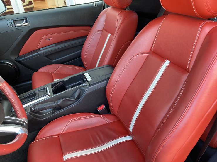 フォード マスタング 【Coming Soon!!】 V8 GT Appearance Package