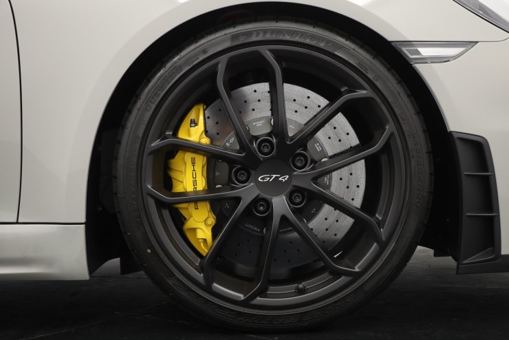ポルシェ 718 Cayman GT4 6MT ワンオーナー オプション総額約400
