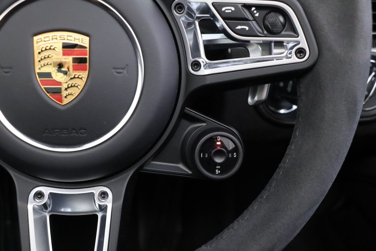 ポルシェ 911(Type991) Targa 4GTS PDK 2018年モデル 1オーナー
