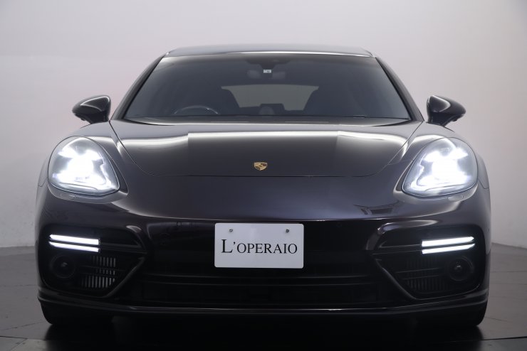 ポルシェ パナメーラ ターボ スポーツツーリスモ オプション満載 Sport