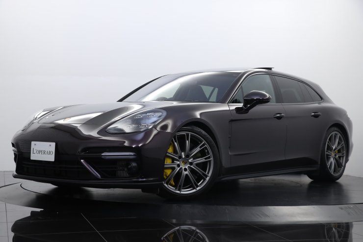 ポルシェ パナメーラ ターボ スポーツツーリスモ オプション満載 Sport