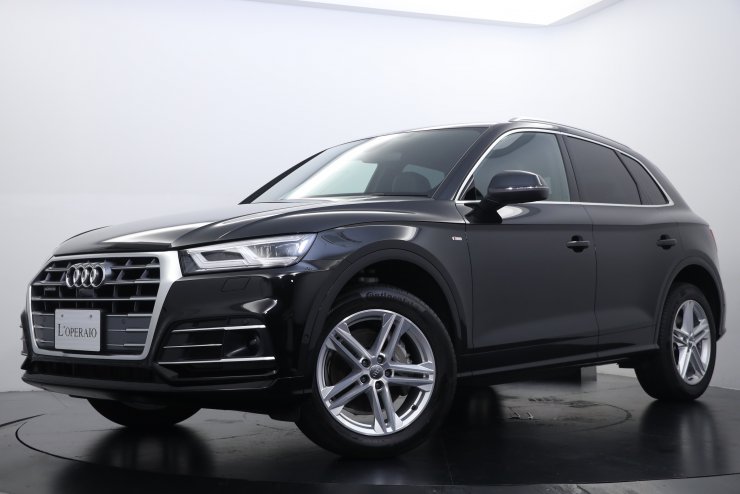 アウディQ5 アウディQ5 FY系 S-LINE 19インチ 8J +39 PCD112 アルミ