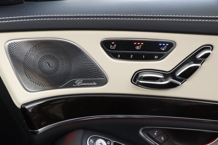 メルセデスベンツ Sクラス S560 Long Chauffeured Limited ポーセレン