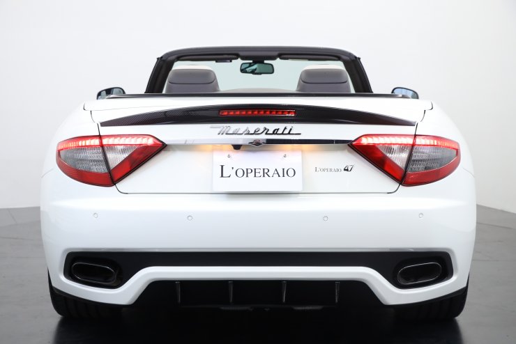 マセラティ グランカブリオ Sports Special Edition 世界限定400台