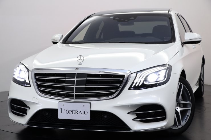 t*4様 メルセデス・ベンツ 　ホワイトステアリング 　縦目 t*4様 メルセデス・ベンツ ホワイトステアリング 縦目 - メルカリ