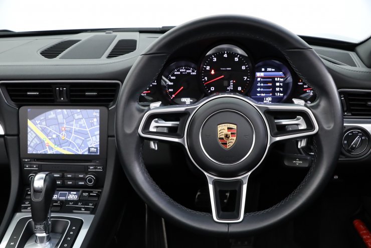 2013年式911カレラ　インパネ　ポルシェ 911（ポルシェ）911カレラ（2013年1月）｜カタログから