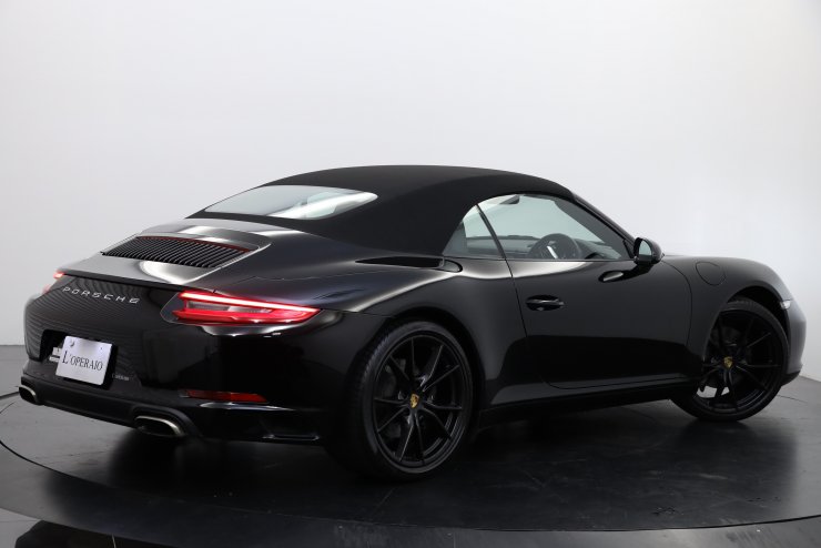 ポルシェ 911(Type991) カレラ カブリオレ PDK 黒幌 ワン