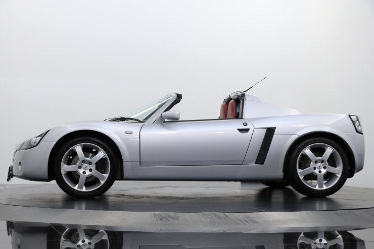 カーセンサースピードスター 2 2 ディーラー車