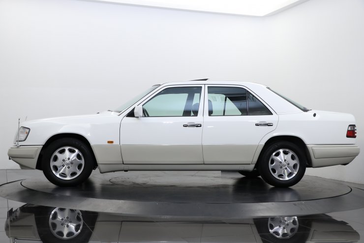 メルセデスベンツ Eクラス(ミディアムクラス) E280 正規