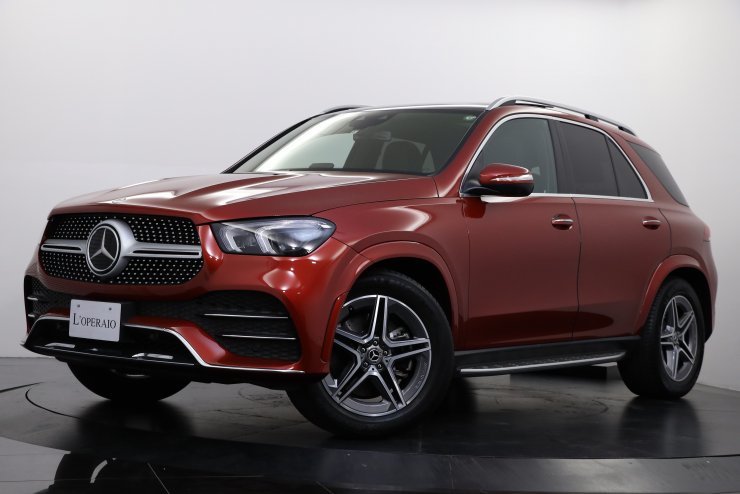 メルセデスベンツ GLEクラス GLE300d 4MATIC 有償カラー AMGライン 