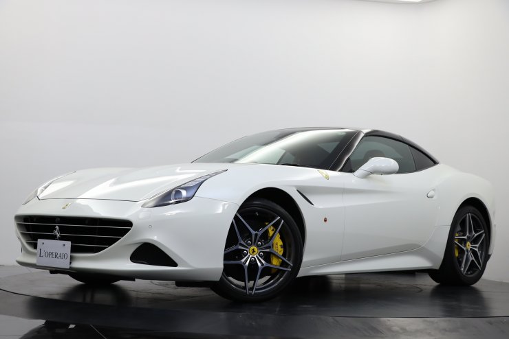フェラーリ カリフォルニア T F1 オプション総額約650万円 右ハンドル