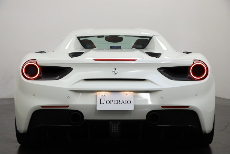 フェラーリ 488 spyder 正規ディーラー車 ロッソフェラーリレザー LED