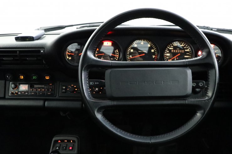 ポルシェ 911(Type964) カレラ2 TIP 後期モデル 正規ディーラー車 希少