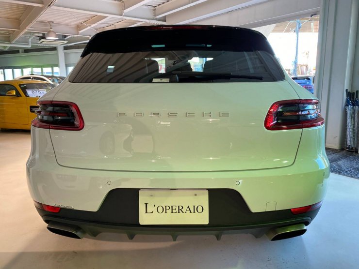 ポルシェ マカン 【Coming Soon!】PDK ルクソールベージュレザー