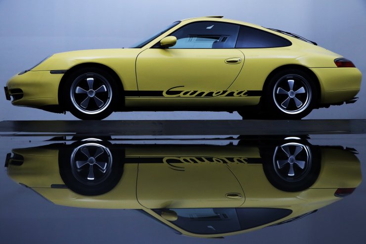 ポルシェ 911(Type996) カレラ Tip-S 正規ディーラー車 左ハンドル