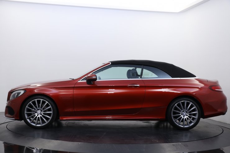 【現状品】1/18 メルセデスベンツ C-KLASSE Cabriolet 1/18 Dealer Edition Mercedes-Benz C-Class Coupe C-Klasse Cabriolet