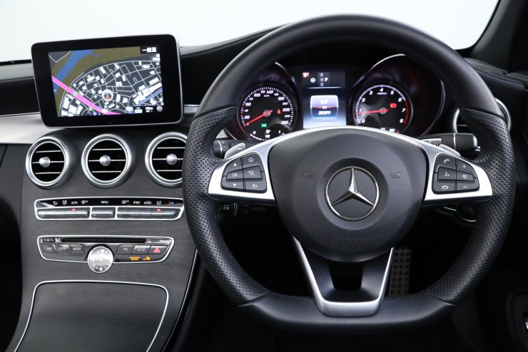 メルセデスベンツ Cクラス C180 Cabriolet Sport 有償外装色 LED