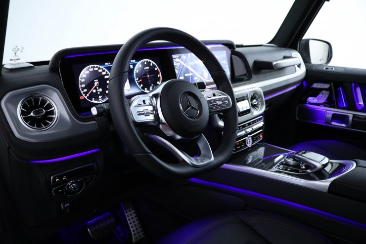 メルセデスベンツ Gクラスロング G550 AMG-Line 現行モデル 左