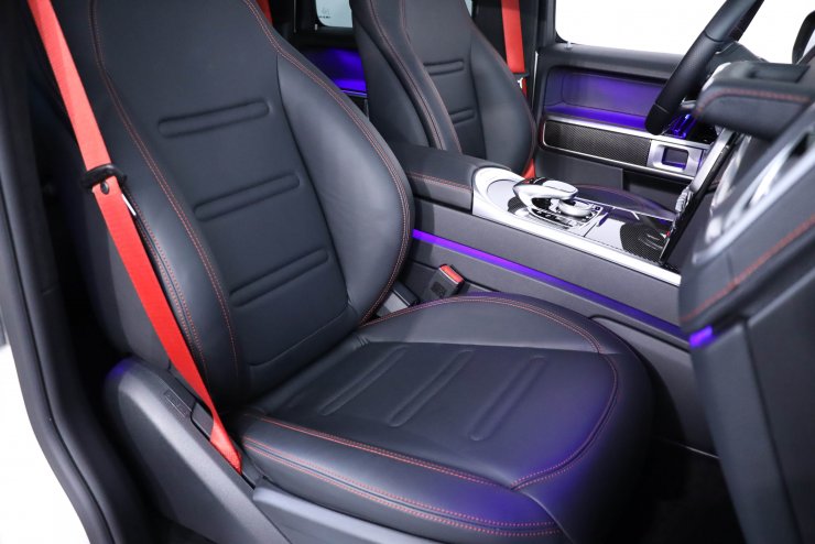 メルセデスベンツ Gクラスロング G550 AMG-Line 現行モデル 左