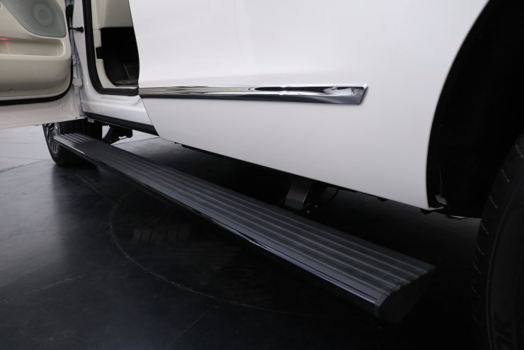 リンカーン ナビゲーター ブラックレーベルL ワンオーナー アルパイン