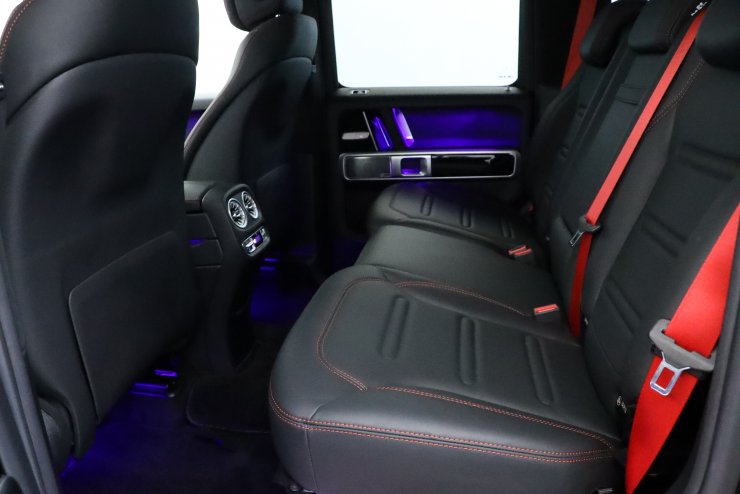 メルセデスベンツ Gクラスロング G550 AMGライン 1オーナー 黒革