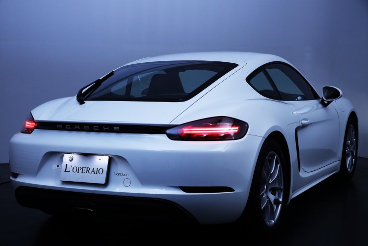ポルシェ 718 Cayman 6MT Sport-Chrono PKG GTスポーツ