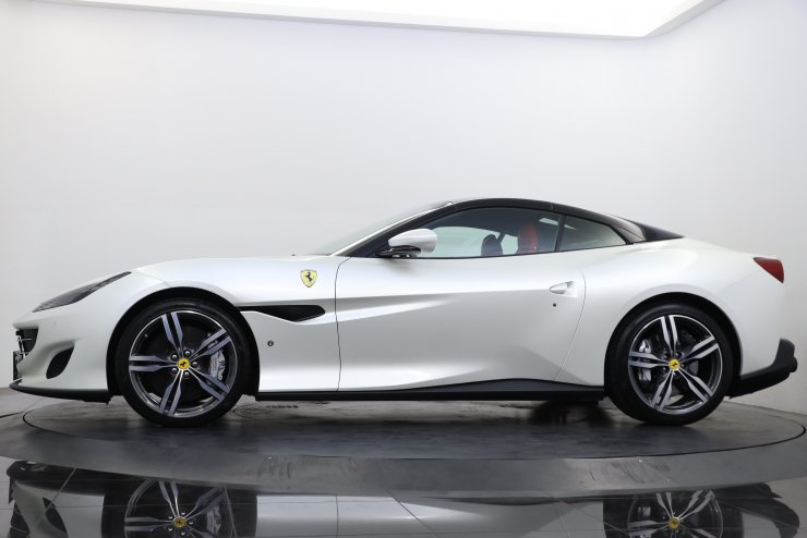 フェラーリ ポルトフィーノ F1 DCT オプション総額約610万円 正規