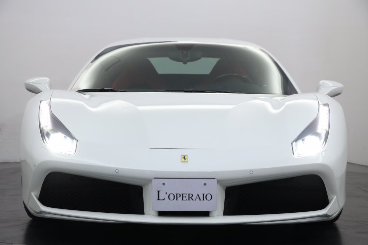 フェラーリ 488 GTB F1 DCT ロッソフェラーリレザー カーボンLED