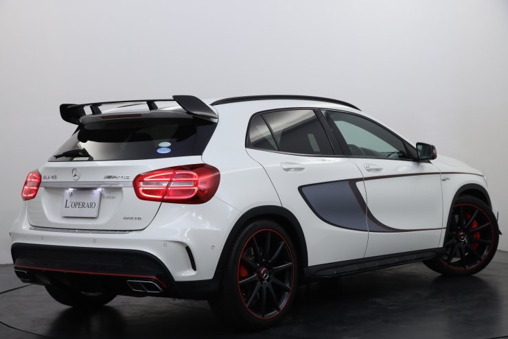 AMG GLAクラス GLA45 4-MATIC Edition1 限定600台 専用20インチアルミ 