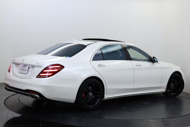 メルセデスベンツ Sクラス S560 4Matic Long AMGライン 有償色