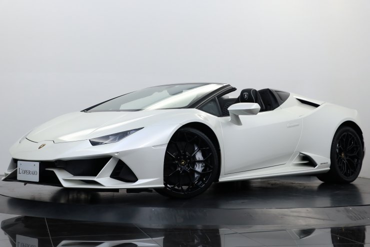 ランボルギーニ　VENENO ホワイト Amazon.co.jp: ランボルギーニのラジコン カラー:ホワイト Lamborghini