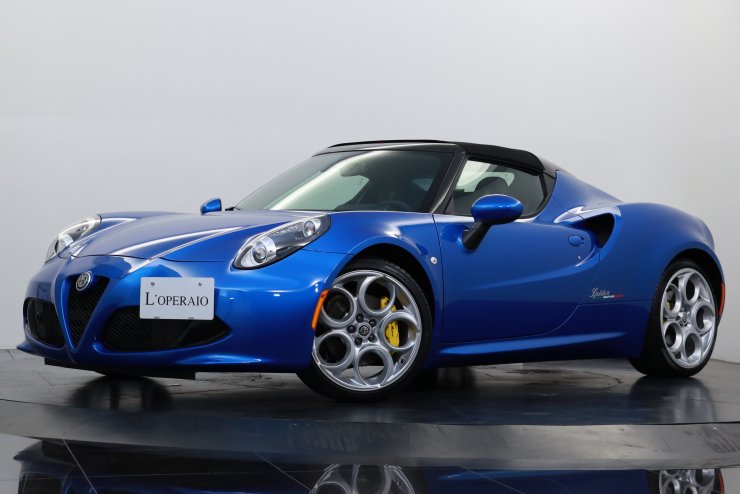 アルファロメオ 4C Spider Italia ワンオーナー 国内限定15台 専用外装