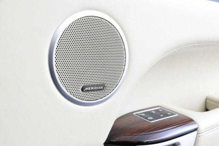 ランドローバー レンジローバー オートバイオグラフィ 5.0