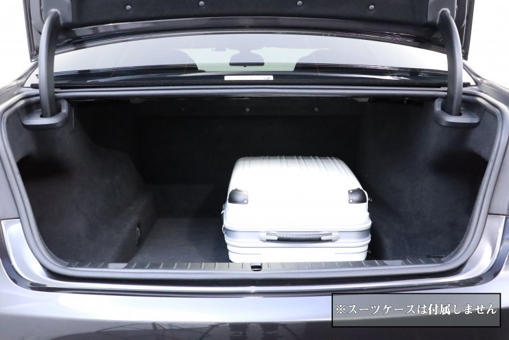 BMW 7シリーズ 740Ld xDrive エクセレンス harman/kardon リア