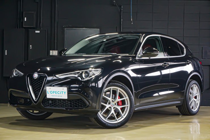 アルファロメオ ステルヴィオ Stelvio ファーストエディション 400台