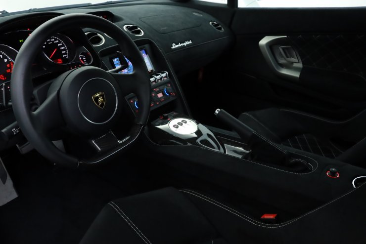 ランボルギーニ ガヤルド LP560‐2 50°Aniversario 世界限定90台 日本