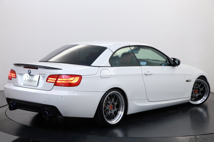 BMW 3シリーズ 335iカブリオレ MスポーツPKG 左ハンドル 赤革 BBS19