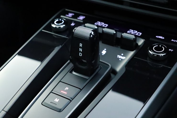 y*i様 90s PORSCHE✖️VAN コラボ　ホワイトジャケット 限定911個 ライフスタイル商品のご案内】 皆様こんにちは