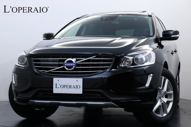 ボルボ XC60 D4 クラシック オフブラックレザー シートヒーター 電動