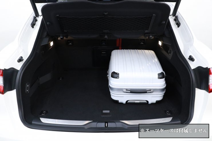 マセラティ レヴァンテ S 4WD パノラマサンルーフ ドライバー