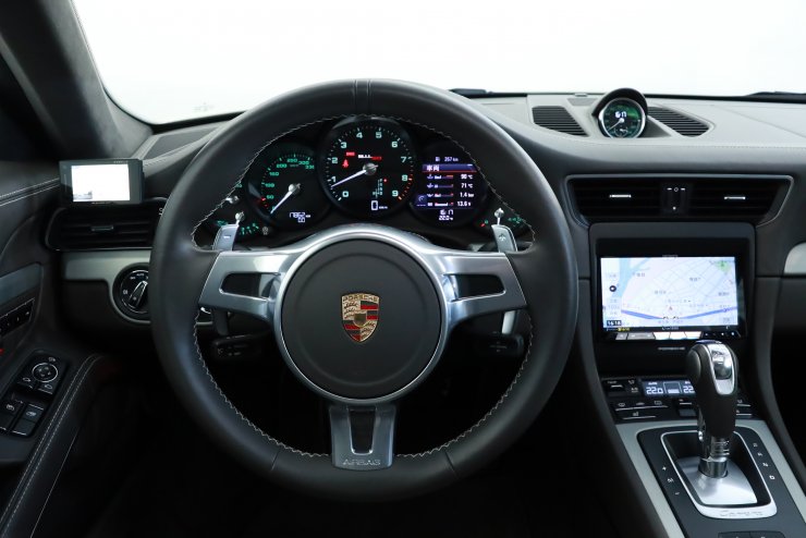 ポルシェ 911(Type991) 50th Anniversary Edition PDK SportChrono