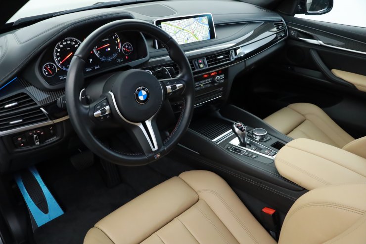 BMW Z4 Mロードスター 左H 6MT イモラ・レッド黒革