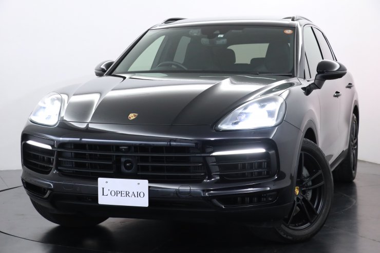 ポルシェ カイエン S 有償色 黒革 スポーツクロノPKG エアサス PDCC