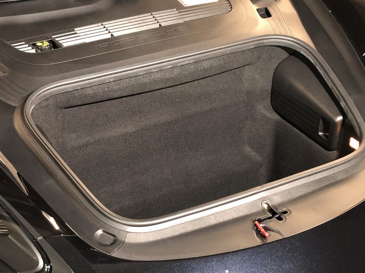 ポルシェ 718 Boxster GTS 6MT 右H スポクロ スポエグ 赤革/赤幌 ワン